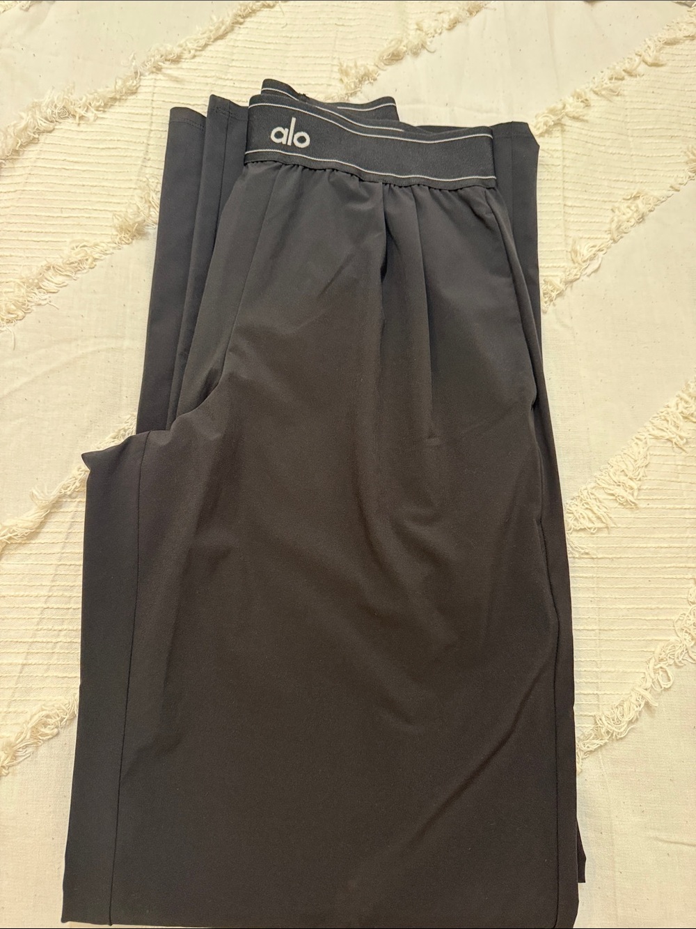 Authentic ALO Yoga Black A-Line Active Skirt with Logo Waistband